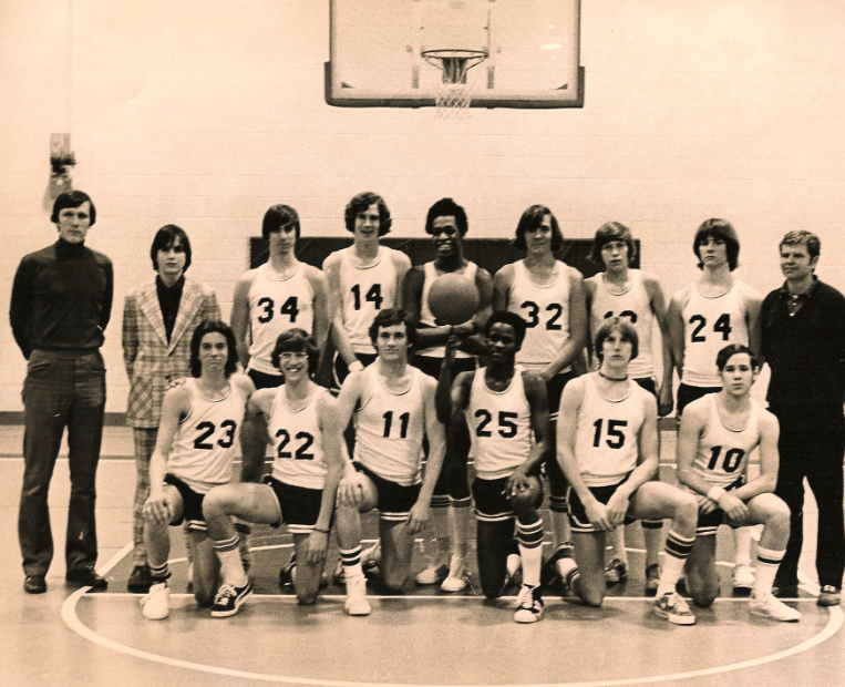 Basketball 1975
